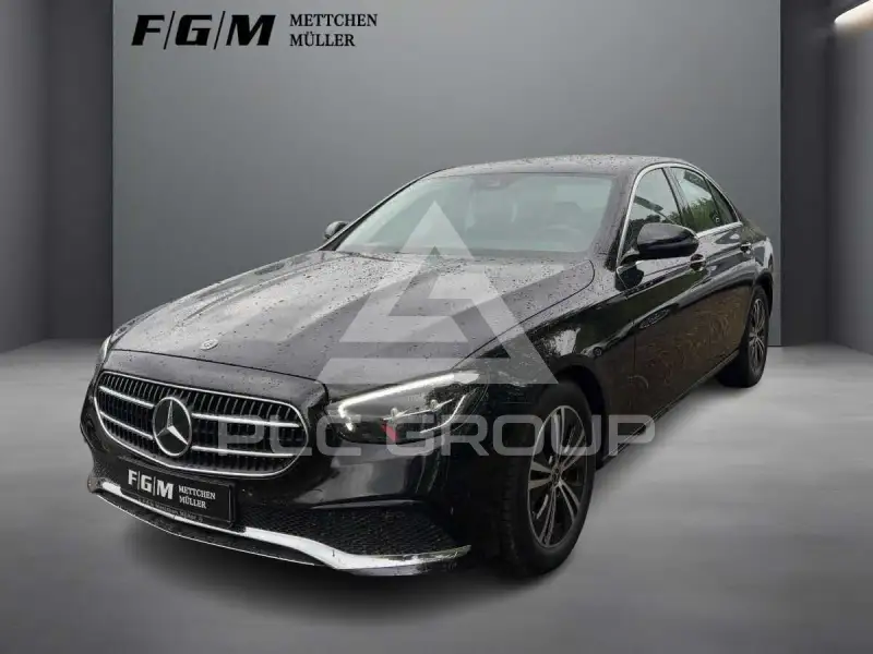 2022 Mercedes Benz E 220