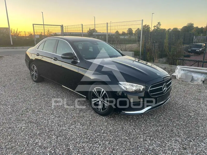 2022 Mercedes Benz E 220
