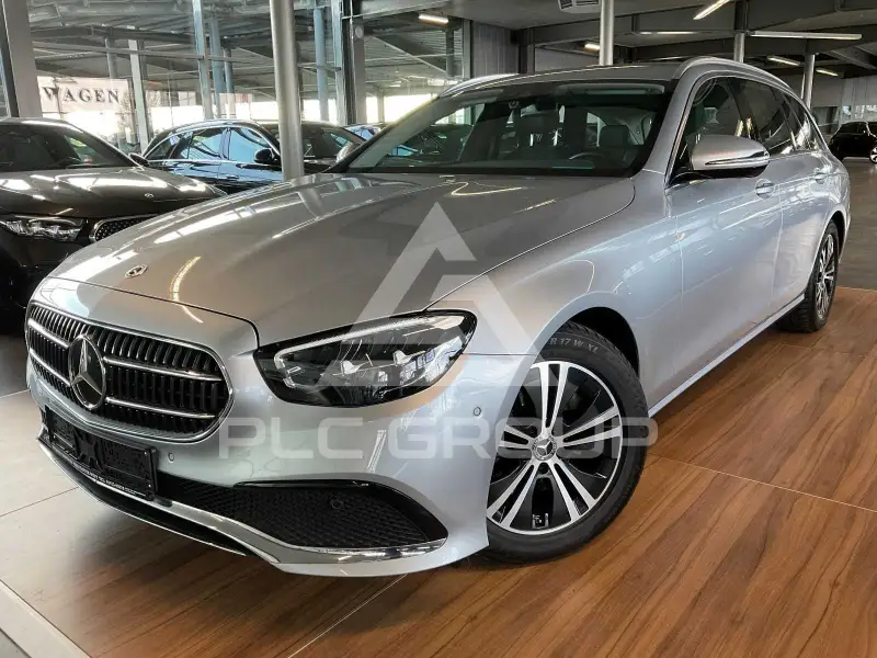 2022 Mercedes Benz E 220
