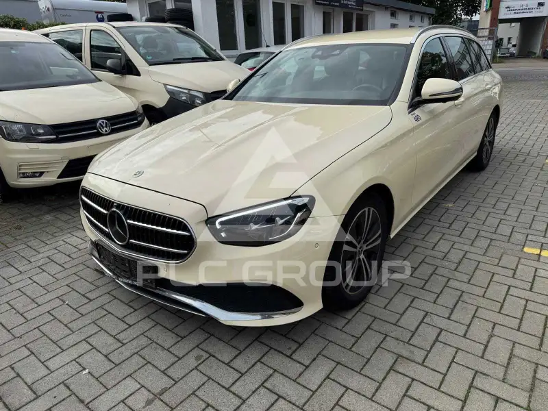 2022 Mercedes Benz E 220
