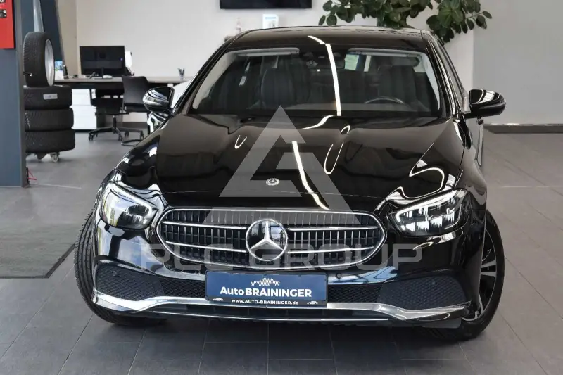 2022 Mercedes Benz E 220