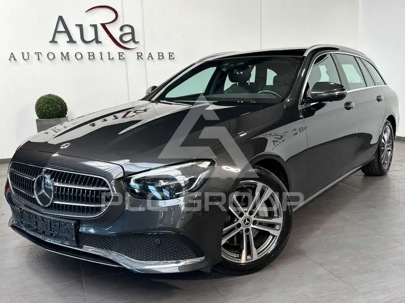 2022 Mercedes Benz E 220