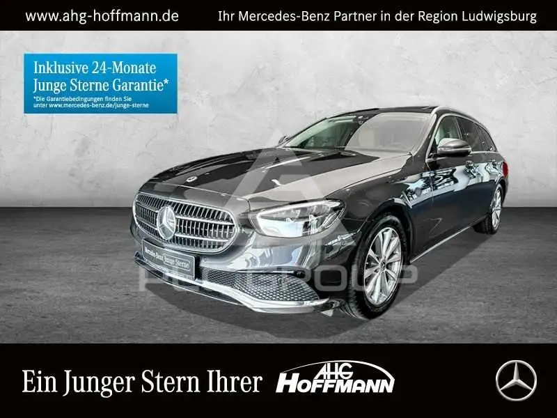 2022 Mercedes Benz E 220