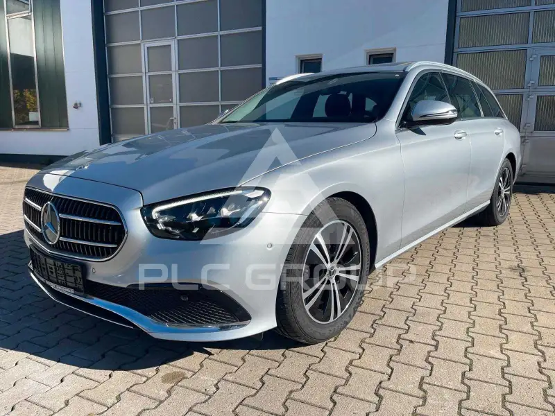 2022 Mercedes Benz E 220