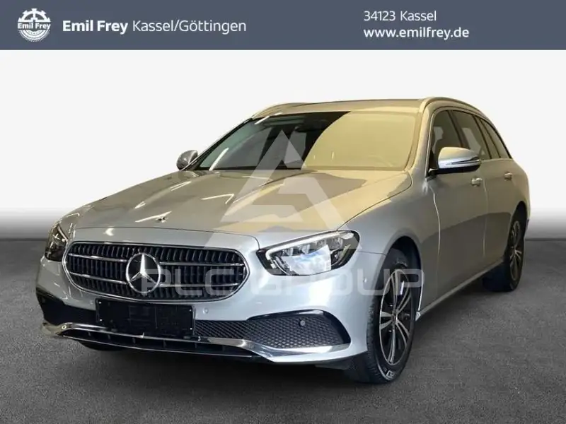 2022 Mercedes Benz E 220