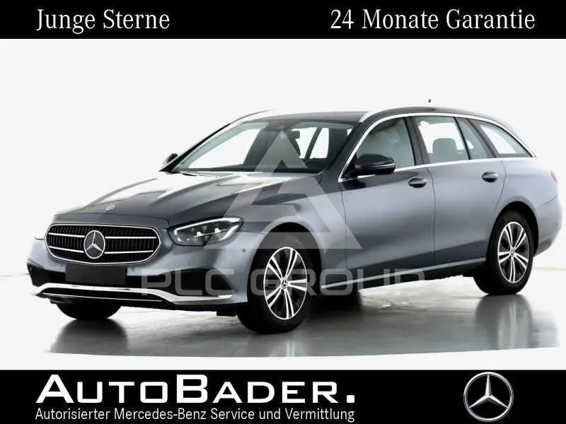 2022 Mercedes Benz E 220