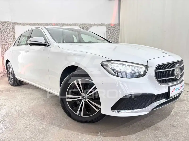 2022 Mercedes Benz E 220