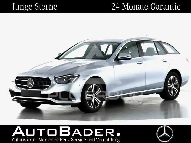 2022 Mercedes Benz E 220