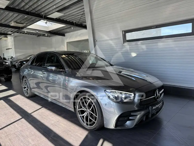 2022 Mercedes Benz E 220