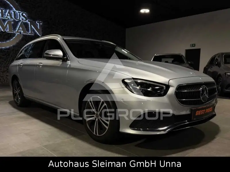 2022 Mercedes Benz E 220