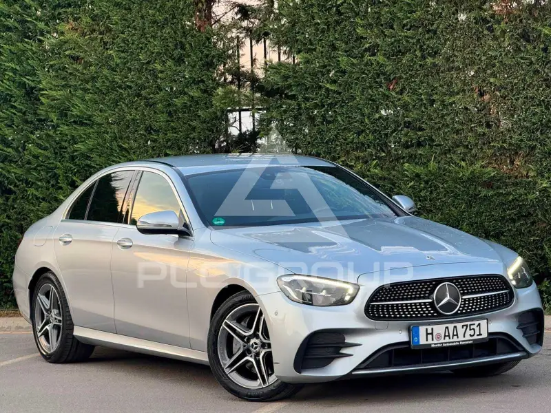 2022 Mercedes Benz E 220