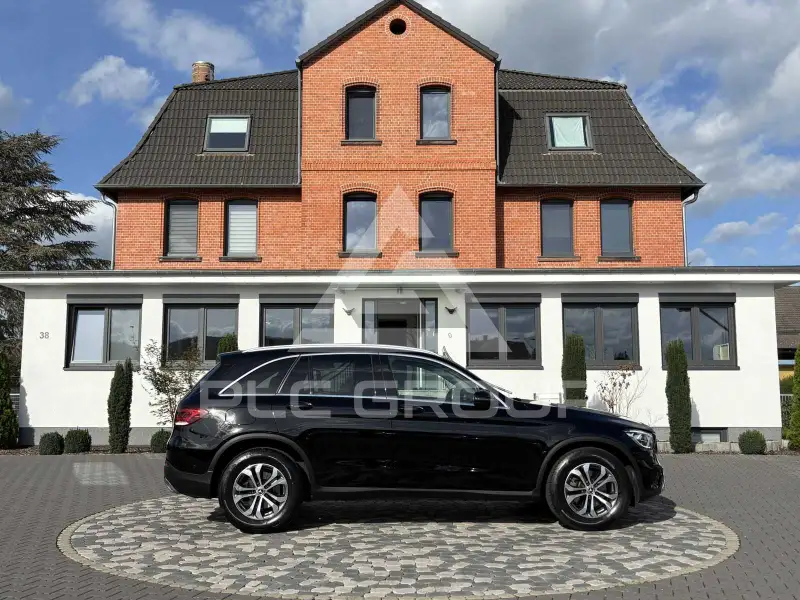 2022 Mercedes Benz GLC 200