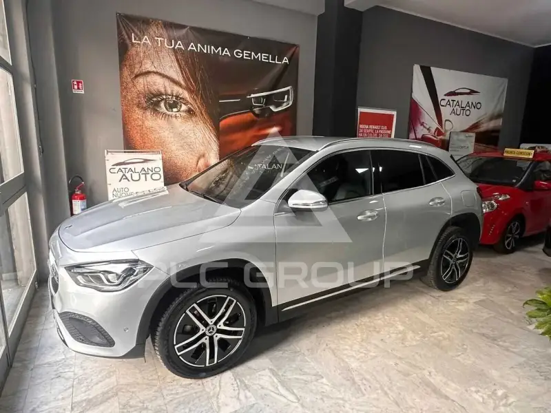 2022 Mercedes Benz GLA 200