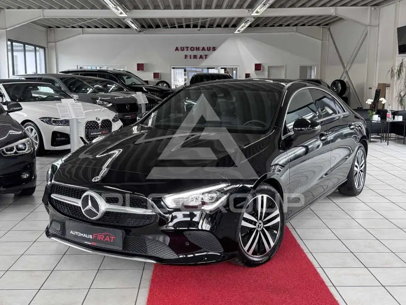 2022 Mercedes Benz CLA 180