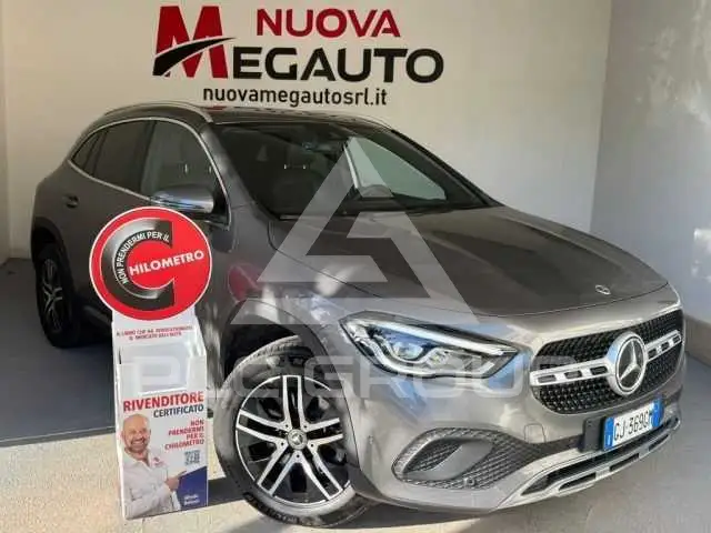 2022 Mercedes Benz GLA 220