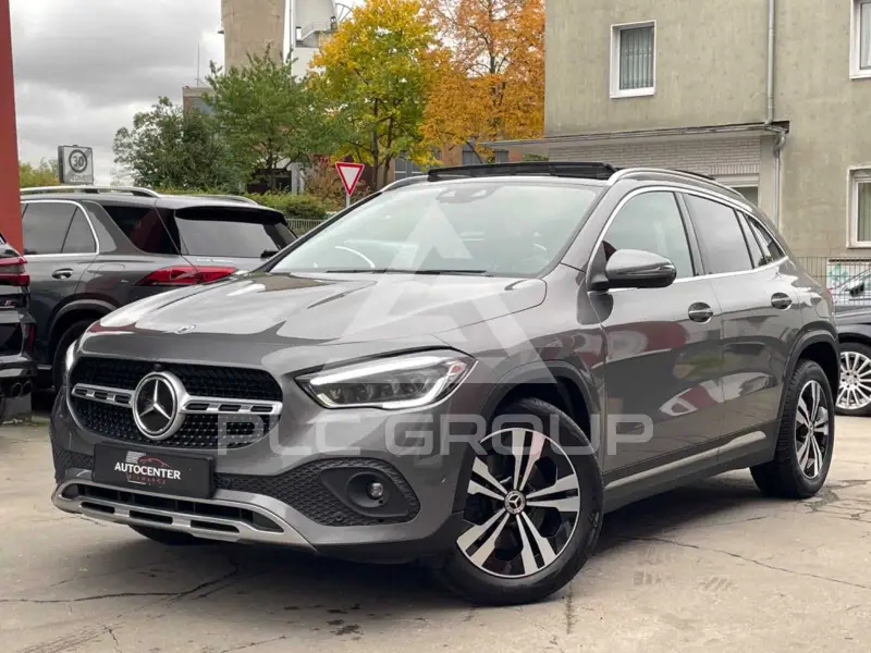 2022 Mercedes Benz GLA 220