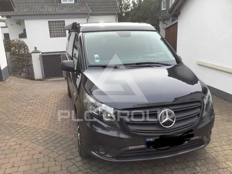 2022 Mercedes Benz V 220