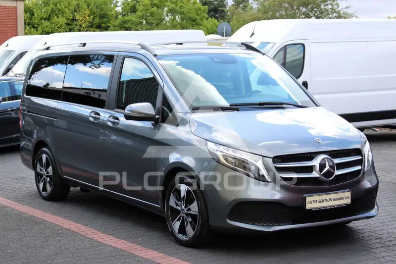 2022 Mercedes Benz V 220