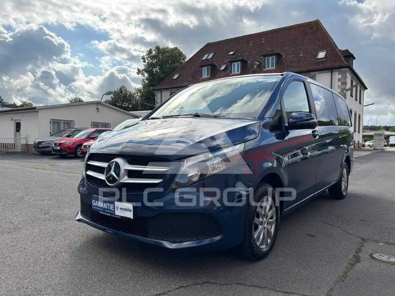 2022 Mercedes Benz V 220