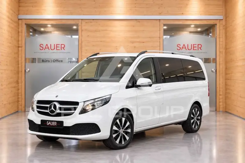2022 Mercedes Benz V 220