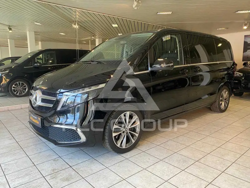 2022 Mercedes Benz V 220
