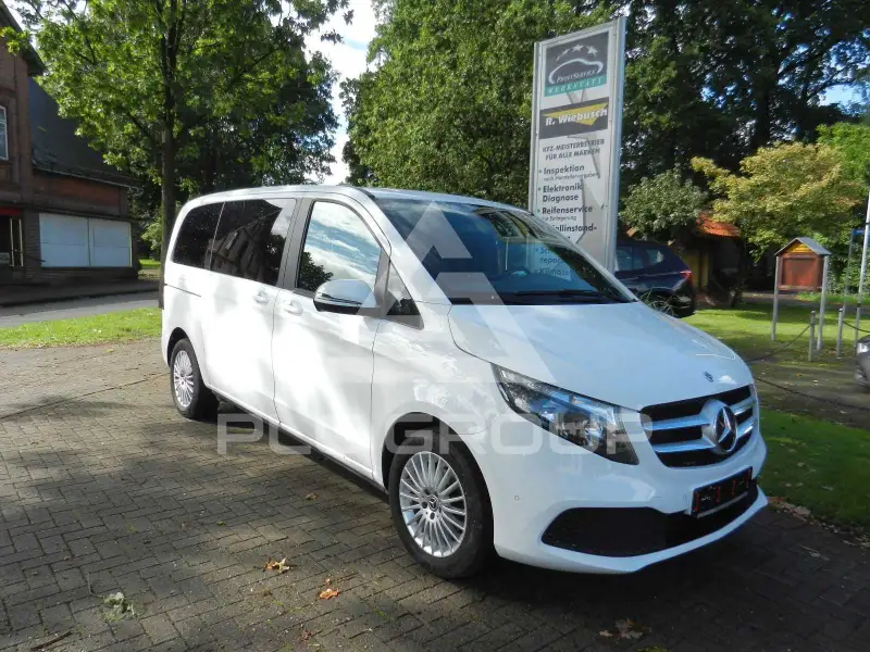 2022 Mercedes Benz V 220
