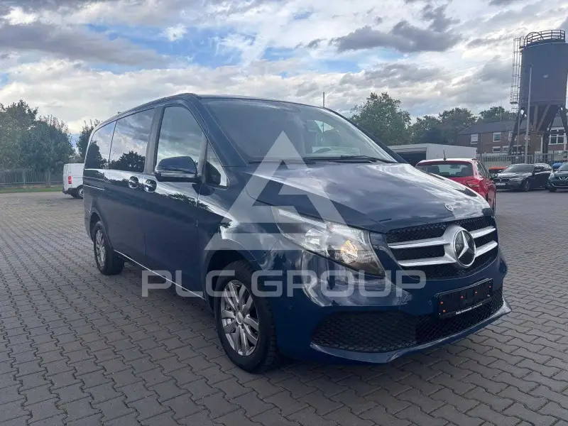 2022 Mercedes Benz V 220