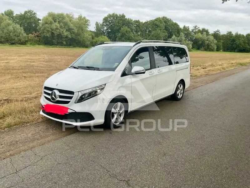2022 Mercedes Benz V 220