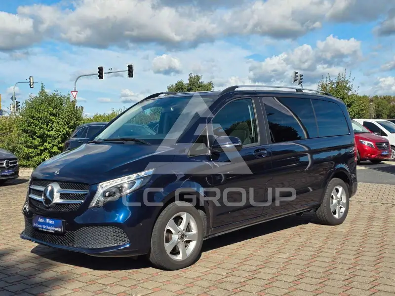 2022 Mercedes Benz V 220
