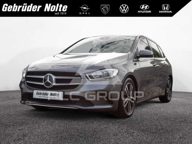 2022 Mercedes Benz B 180
