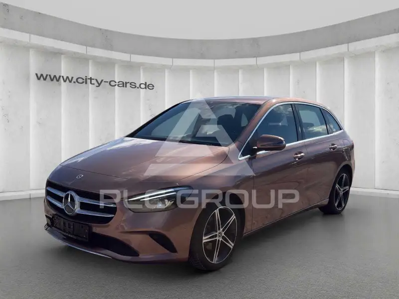 2022 Mercedes Benz B 180