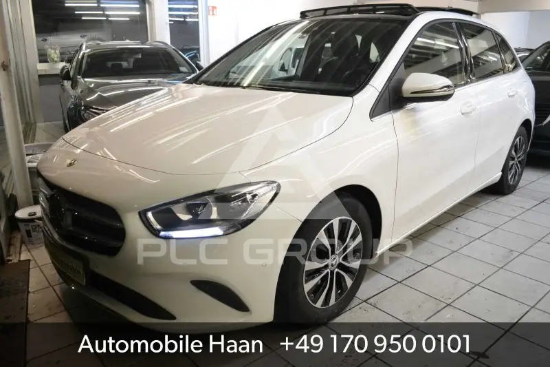 2022 Mercedes Benz B 180