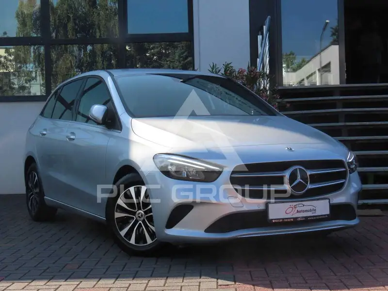 2022 Mercedes Benz B 180