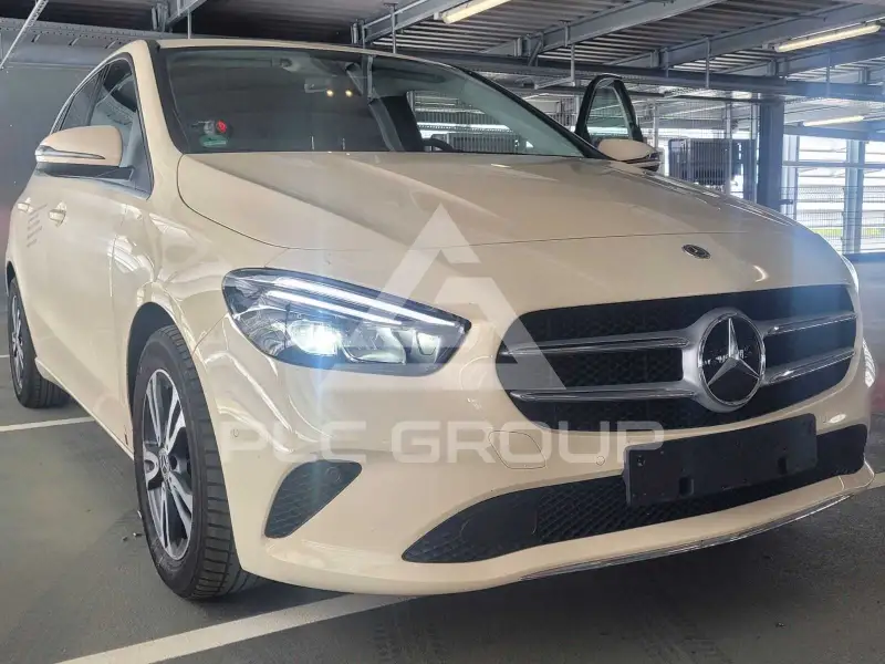 2022 Mercedes Benz B 180