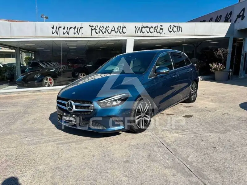 2022 Mercedes Benz B 180