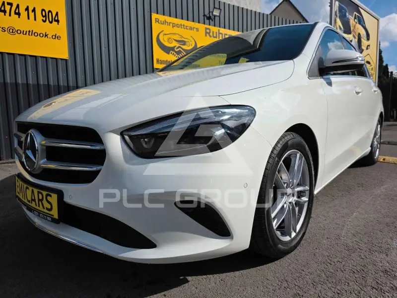 2022 Mercedes Benz B 180
