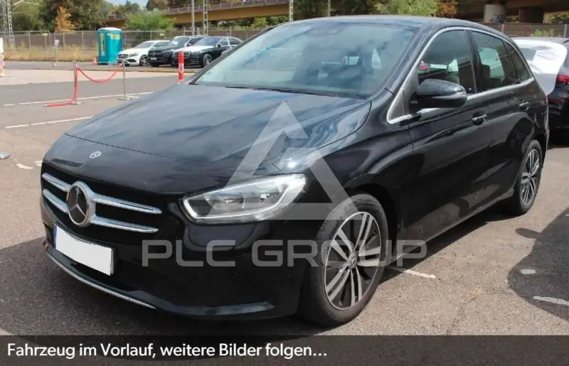 2022 Mercedes Benz B 180