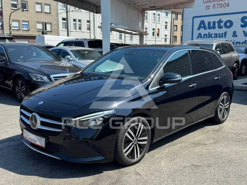 2022 Mercedes Benz B 220