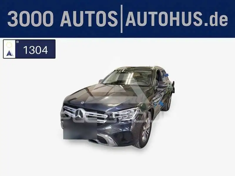 2022 Mercedes Benz GLC 220