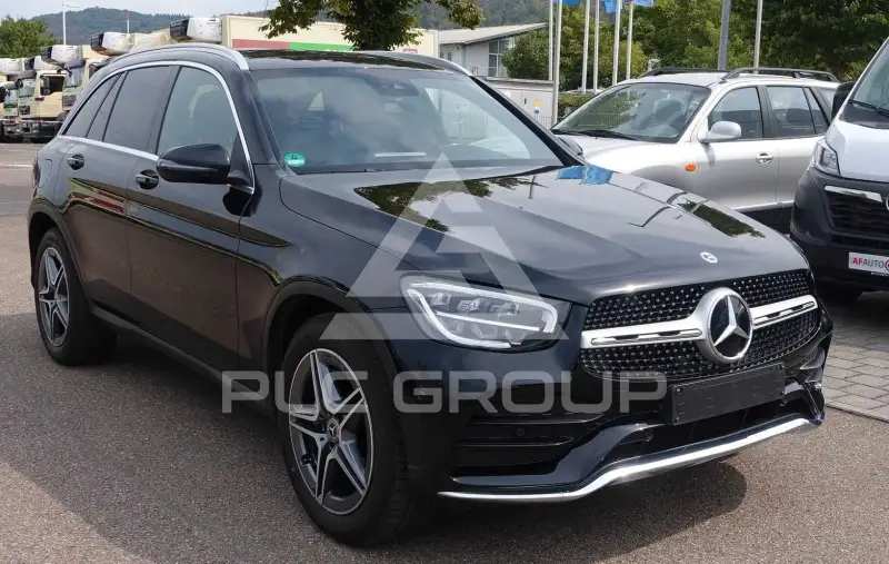 2022 Mercedes Benz GLC 220