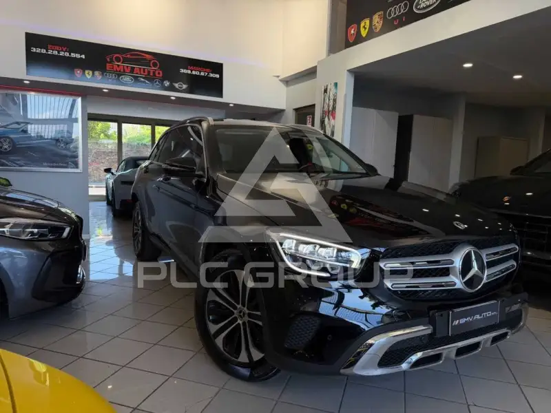 2022 Mercedes Benz GLC 220