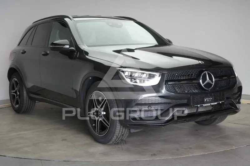 2022 Mercedes Benz GLC 220