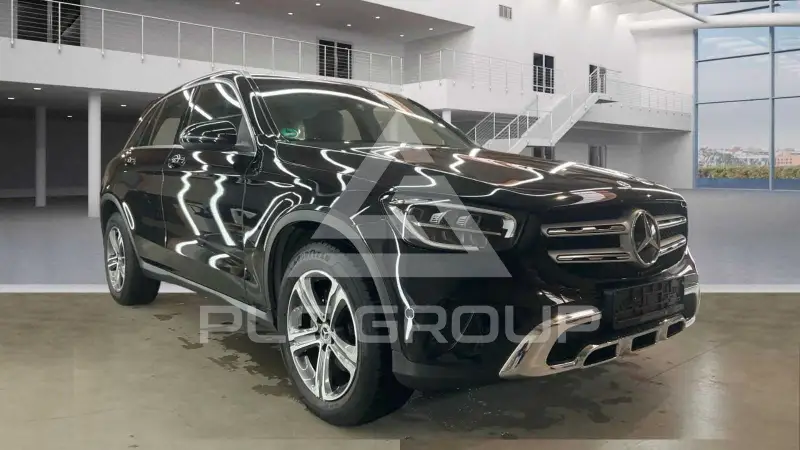 2022 Mercedes Benz GLC 220