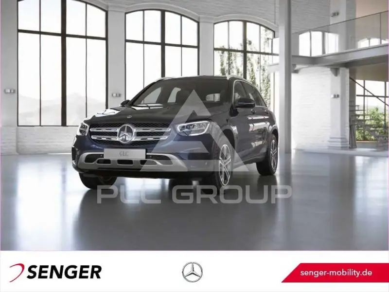 2022 Mercedes Benz GLC 220