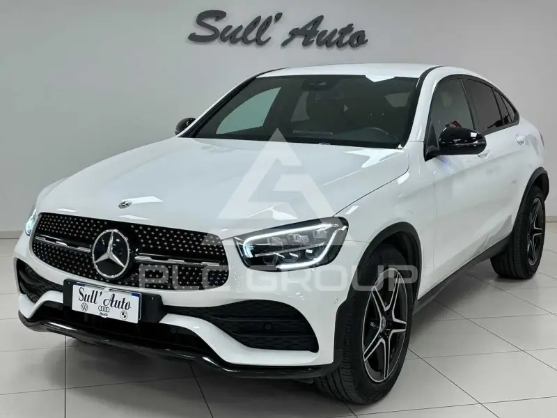 2022 Mercedes Benz GLC 220
