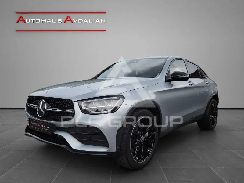2022 Mercedes Benz GLC 220