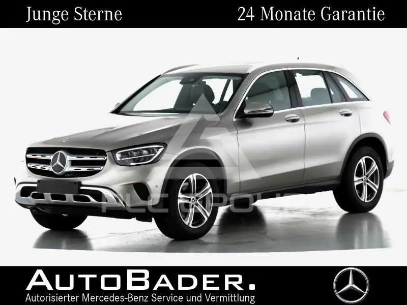 2022 Mercedes Benz GLC 220