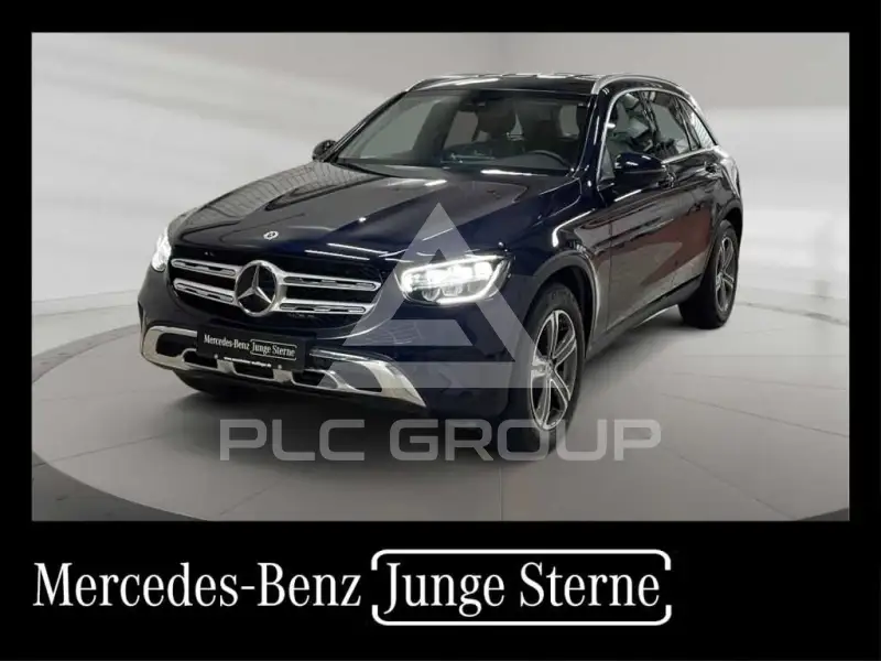 2022 Mercedes Benz GLC 220