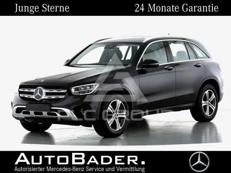 2022 Mercedes Benz GLC 220