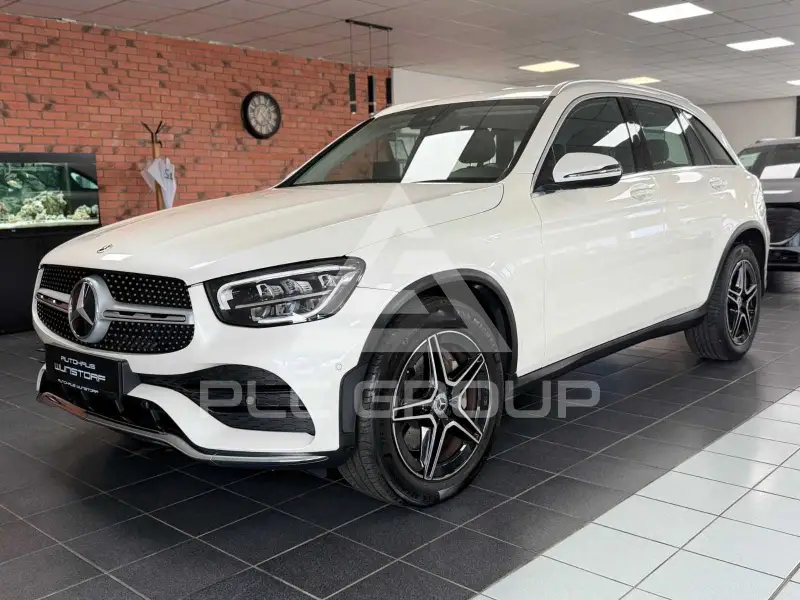2022 Mercedes Benz GLC 220